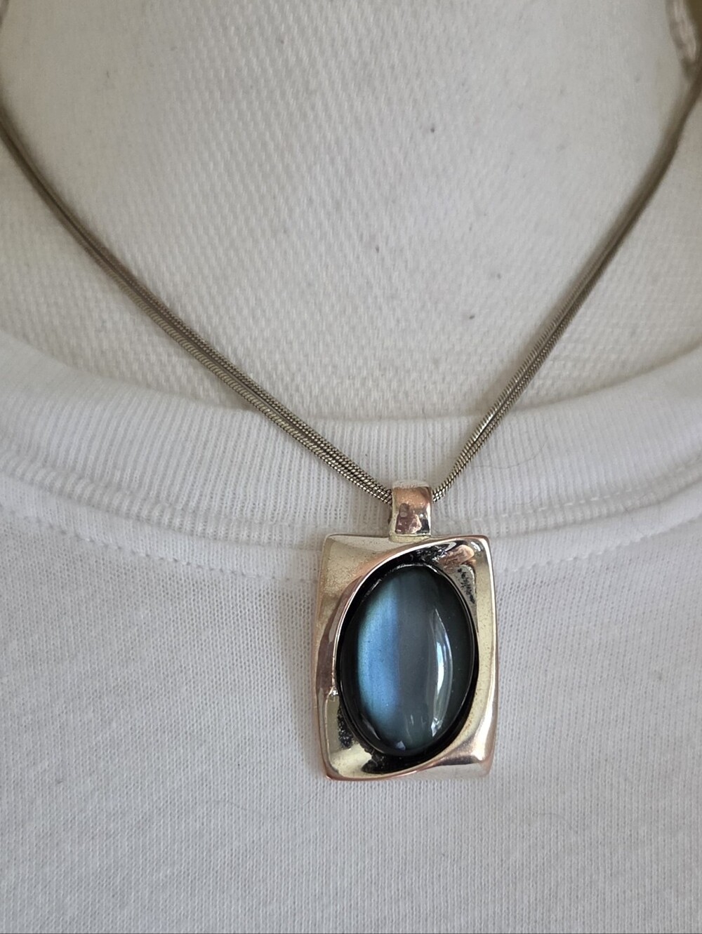 kenneth cole signed pendant necklace modernist silver tone cats eye stone snake
